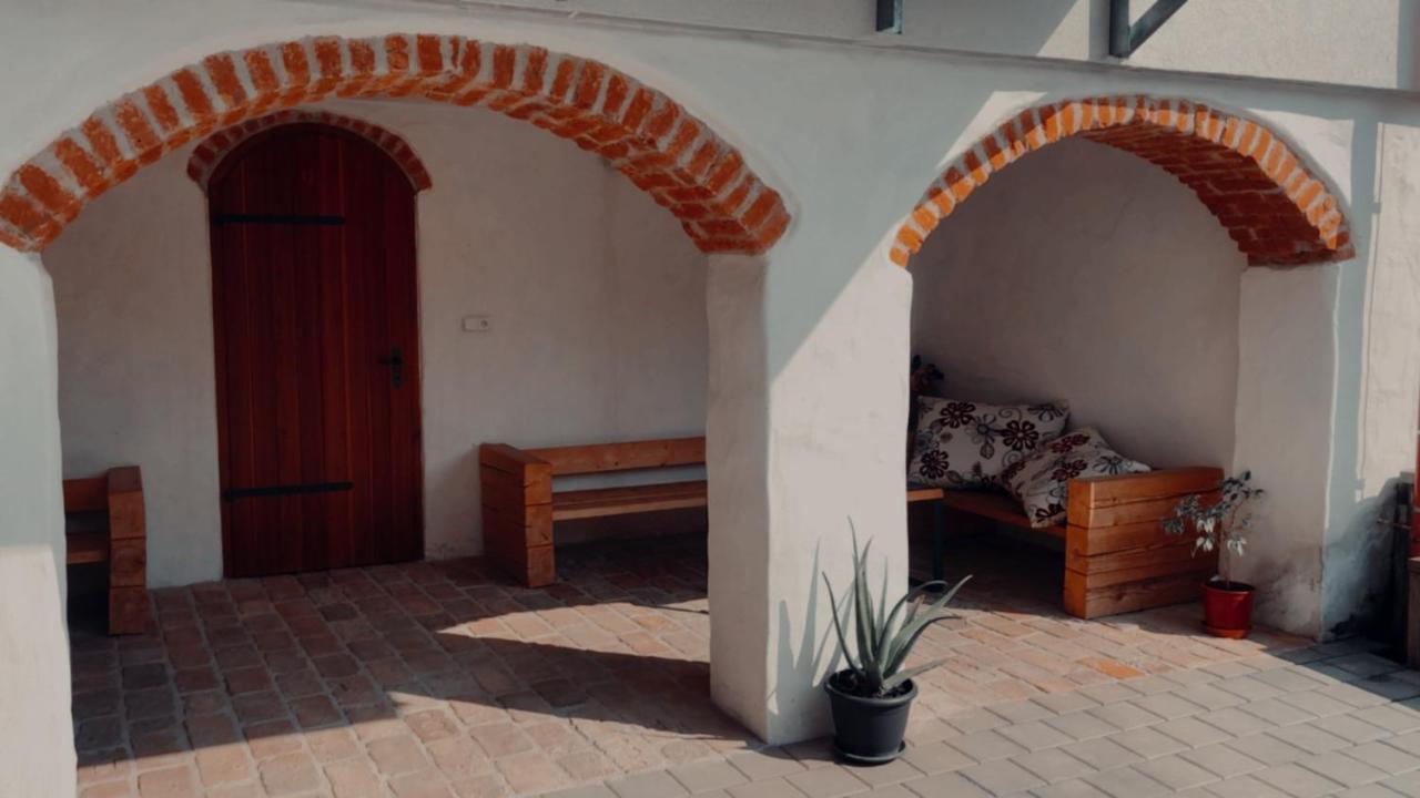 Apartmány Koněvova Mikulov Exterior foto
