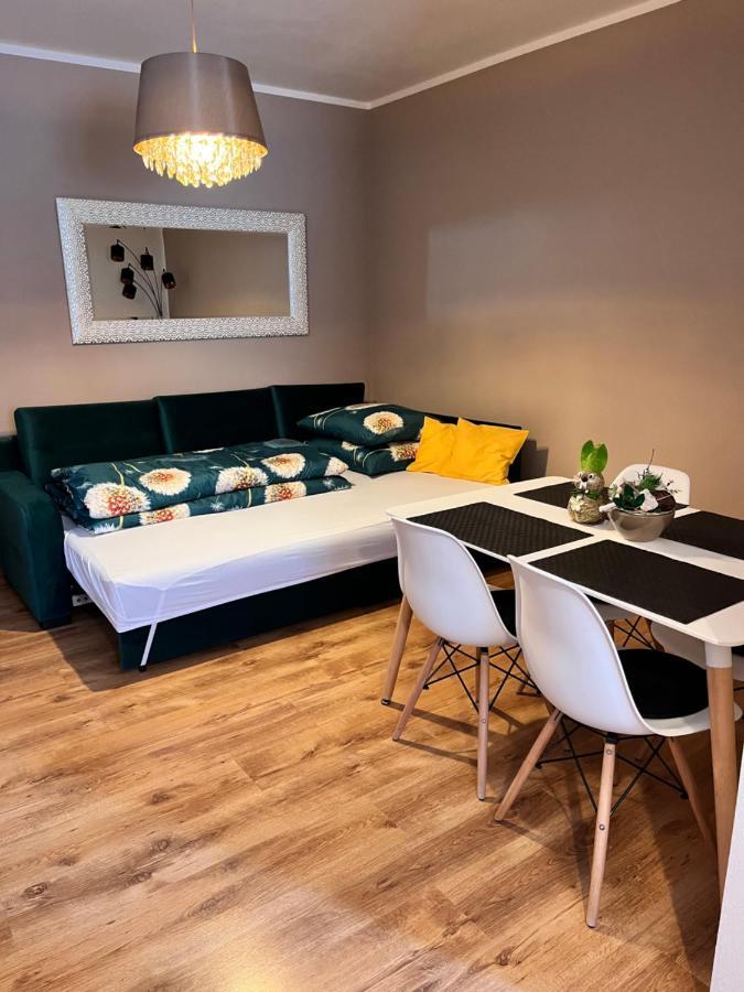 Apartmány Koněvova Mikulov Exterior foto
